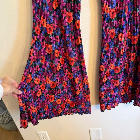 Wild Fable Size small hippie bell bottom flare floral pants - Picture 3 of 6